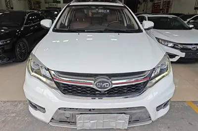 BYD S7