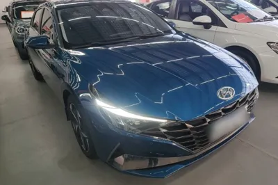 Hyundai Elantra
