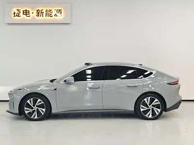 Nio ET5