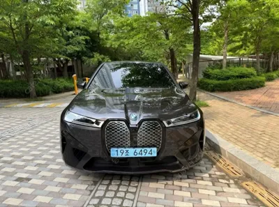 BMW iX