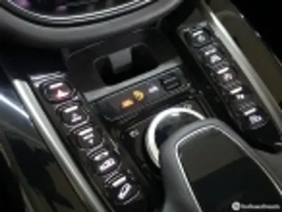 Astonmartin DBX