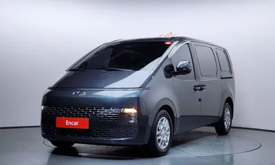 Hyundai Staria