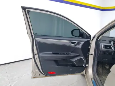 Geely Emgrand GL