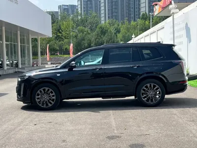 Cadillac XT6