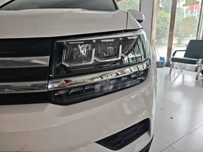 Volkswagen Tharu