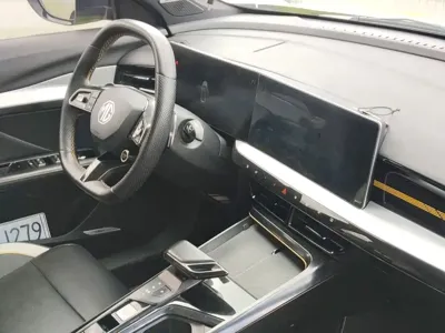 MG MG5 Scorpio