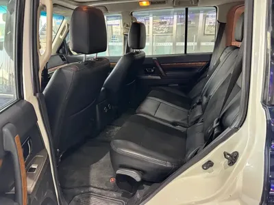 Mitsubishi Pajero (Import)