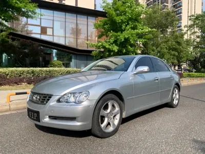 Toyota Reiz