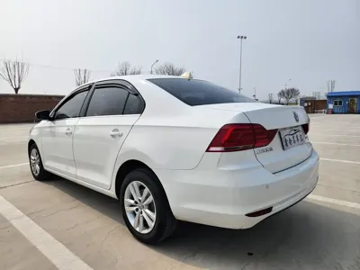 Volkswagen Santana