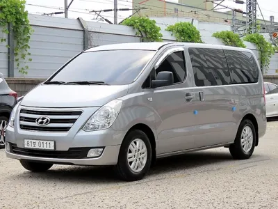 Hyundai Starex
