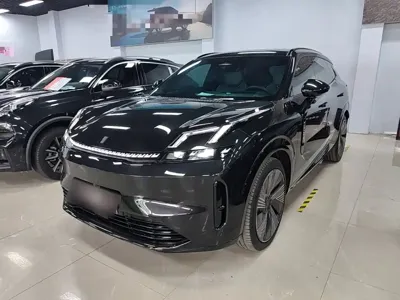 Lynk & Co 08 EM-P