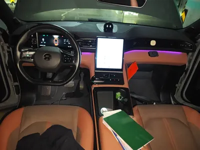 Nio EC6