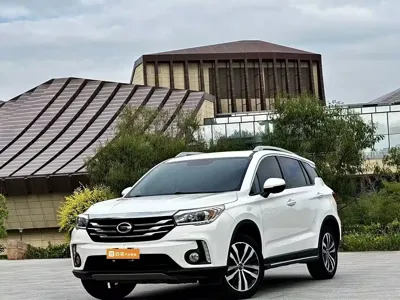 GAC Motor Trumpchi GS4
