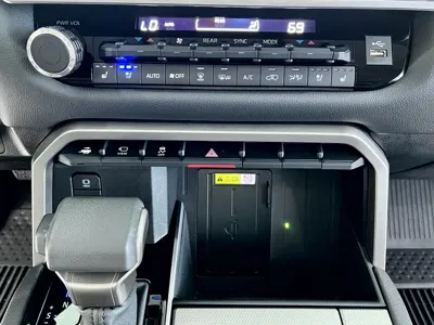 Toyota Sequoia