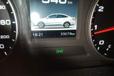 Roewe i5
