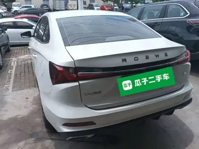 Roewe i5