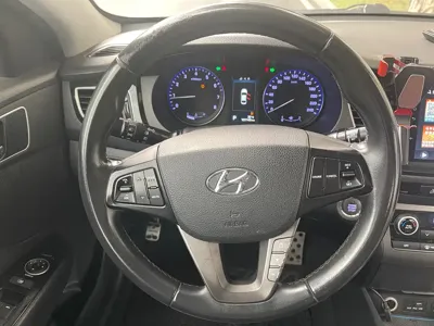 Hyundai Mistra