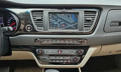 Kia Canival