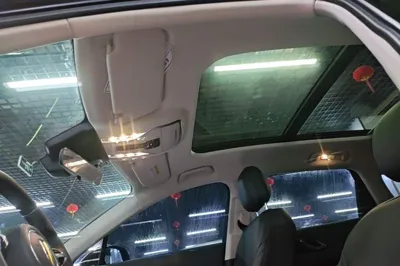 Hongqi HS3 PHEV