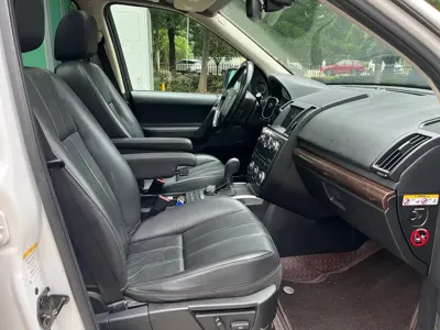 Land Rover Freelander 2
