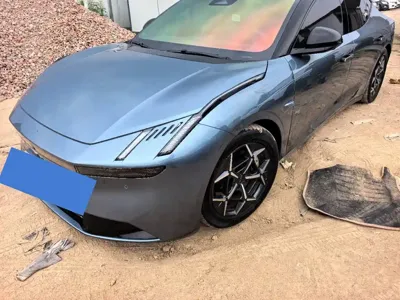 Lynk & Co Z10