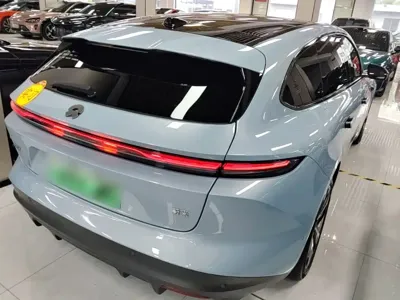 Nio ET5T