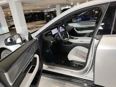 Xpeng P7