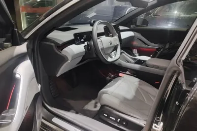 Nio ET5T