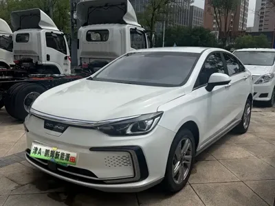 BAIC EU5