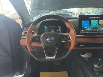 BYD e2