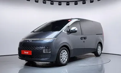 Hyundai Staria