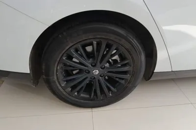 Leapmotor C01