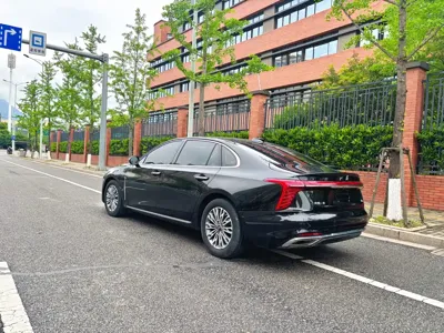 Hongqi Hongqi H5