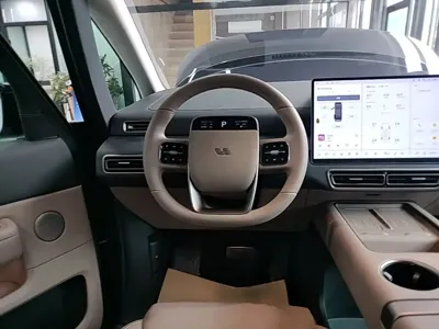 Li Auto Li MEGA