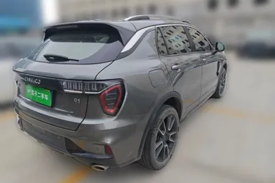 Lynk & Co 01