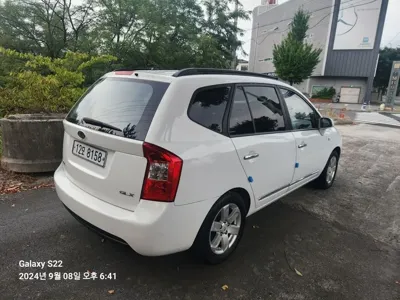 Kia Carens