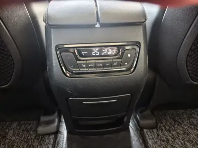 大通 D90