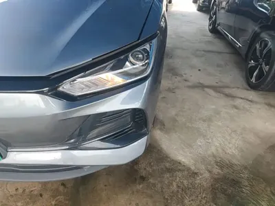 BYD e2