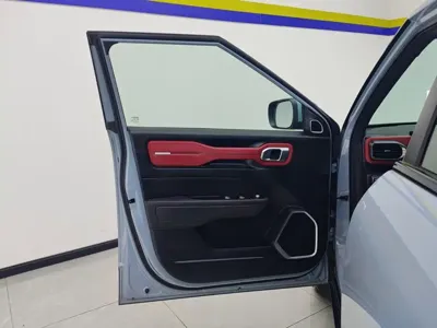 Geely ICON