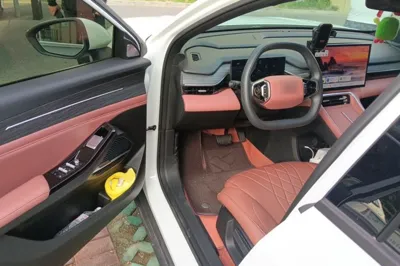 Geely Galaxy L6