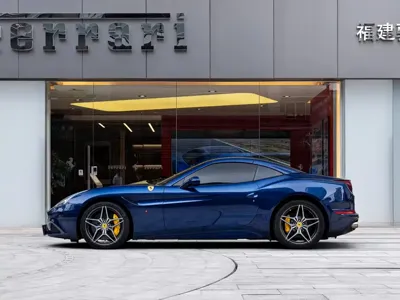 Ferrari California T