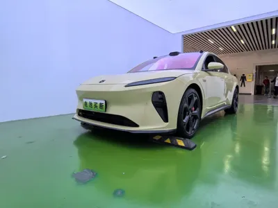 Nio ET5