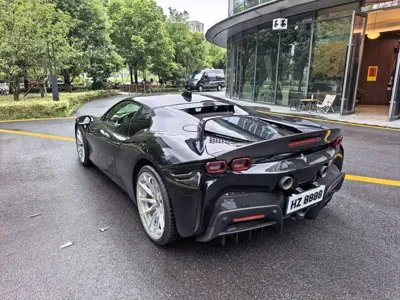 Ferrari SF90