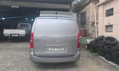 Hyundai Starex