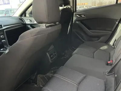 Mazda 3 Axela