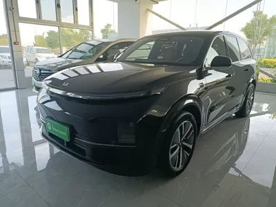 Li Auto L8