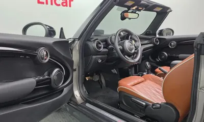MINI Cooper Convertible