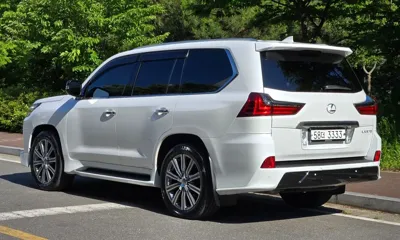 Lexus LX