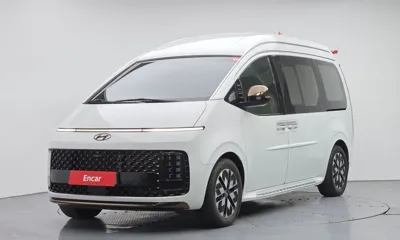 Hyundai Staria