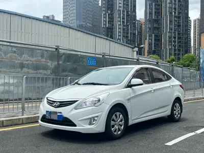 Hyundai Verna